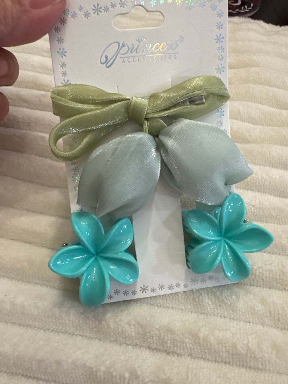 green and blue tulip hair clips with turquoise mini flower shapes claw